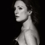 julianne moore nel calendario pirelli 2011 e la regina dellolimpo e moglie di zeus hera dea della terra