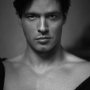 Gabriel Garko primo piano su Vanity fair