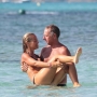 Paolo Bonolis e Sonia Bruganelli a Formentera