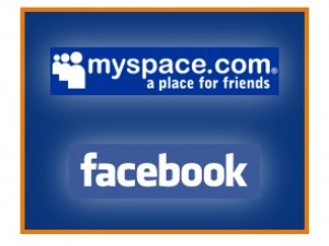 Facebook vs My Space: licenziamenti per l'azienda di Mike Jones.