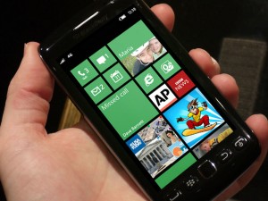 Finalmente un BlackBerry con Windows Phone 8? No è solo un concept.