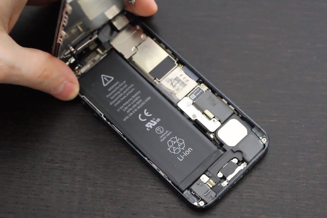 Come sostituire batteria iphone 5