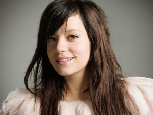 Lily Allen ci ripensa sulla pirateria