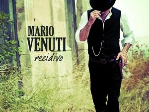 Mario Venuti al Bluestone di Napoli per presentare Recidivo, il suo ultimo album