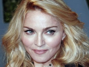 Madonna esorta alla liberazione di due gay del Malawi.