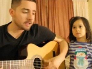 Padre e figlia emozionano il web (VIDEO).