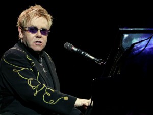 Elton John ricoverato a Los Angeles.