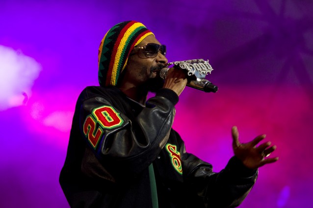 Snoop Dogg riceve la chiamata e diventa Snoop Lion.