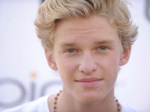 Cody Simpson è il nuovo fenomeno pop nato da Youtube.