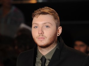 James Arthur con