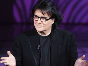 Renato Zero prosegue