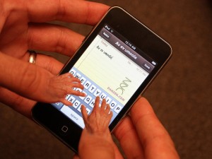 Sms imbarazzanti nel cuore della notte? Colpa del sonnambulsimo.
