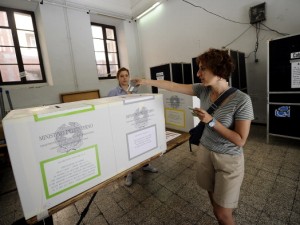 Referendum: per gli esperti l'affluenza raggiungerà il 55%.