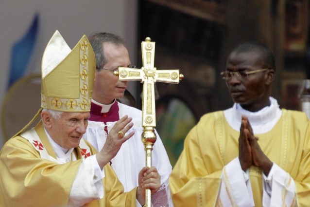Non solo Ici: la Chiesa beneficerà anche della mancata rivalutazione delle rendite catastali.