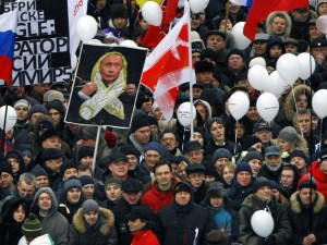 Mosca, migliaia di russi in piazza contro Putin.