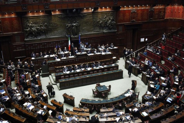 A Montecitorio è sparita una collana d'oro.