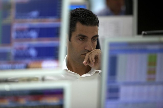 Spread a 419 punti, borse prudenti in attesa dei dati statunitensi sul Pil.