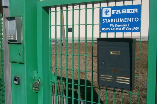 La Faber chiude a Fossato di Vico.