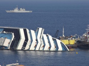 Costa Concordia, individuati altri quattro corpi. C'è anche la bimba di 5 anni.