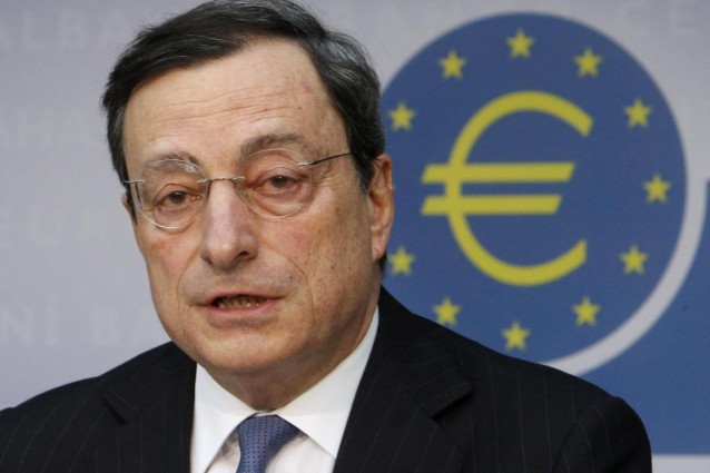 Pioggia di downgrade sull'Italia, ma la Bce parla di ripresa.