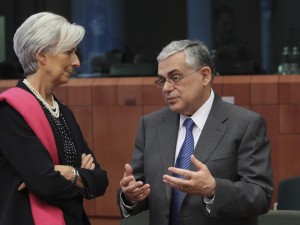 L'Eurogruppo salva la Grecia, via libera ai 130 miliardi di euro di aiuti (VIDEO).