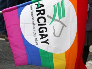 Tre ragazzi aggrediti a Napoli, uscivano dalla sede Arcigay.