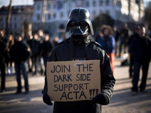 Trattato ACTA, l'Europa dice NO (e l'Italia non lo sa...).