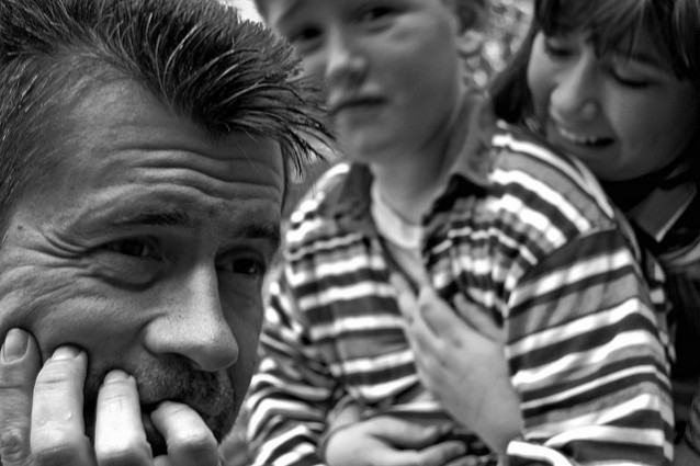 Essere padre oggi, tra retaggi culturali e fatiche.
