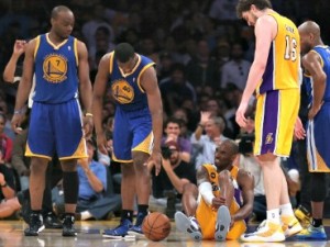 Infortunio a Kobe Bryant: rottura del tendine d'Achille (VIDEO/FOTO).