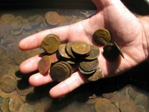 India, il santone sogna il tesoro. Il governo spedisce gli archeologi a cercarlo.