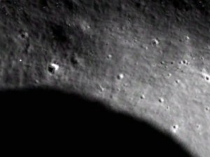 Una base aliena sulla Luna scoperta grazie a Google Moon?