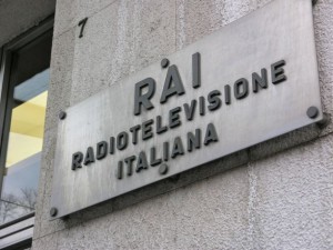Dal 2016 il canone Rai sarà ridotto a 100 euro e si pagherà in bolletta