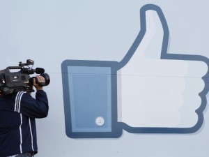 Elezioni Europee, Facebook introduce l'opzione 