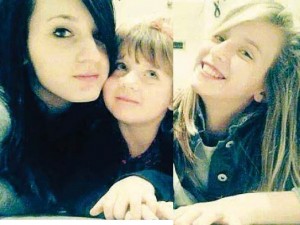Uccise con 90 coltellate le tre figlie, tenta il suicidio in carcere.