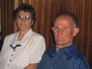 Coppia di sposi muore lo stesso giorno. Uniti fino alla fine dopo 61 anni insieme.