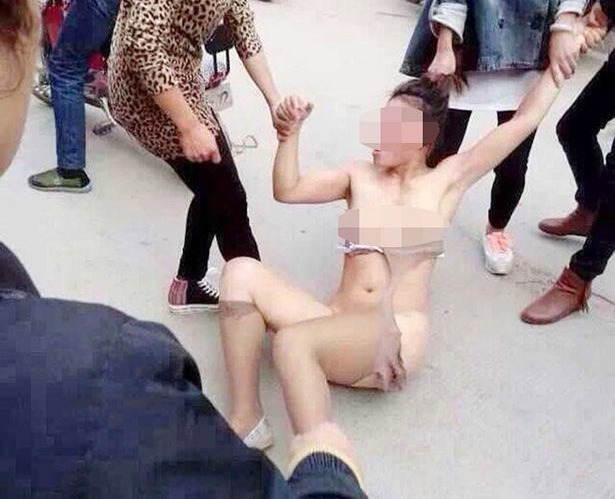 sesso con prostituta video colpire un uomo sesso con prostituta video colpire un uomo