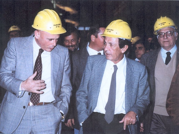 Nella fabbrica Valenzi e Berlinguer