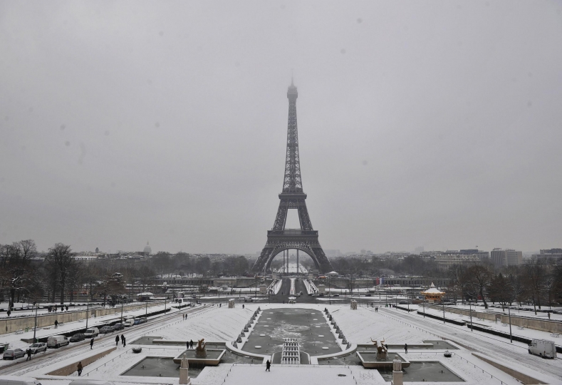 neve a parigi