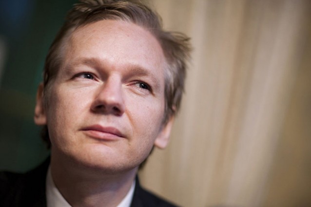 Assange, Londra a Quito: