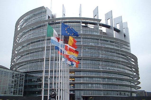 Una sentenza della Corte Europea stabilisce come i siti web siano gli unici responsabili dei commenti degli utenti.