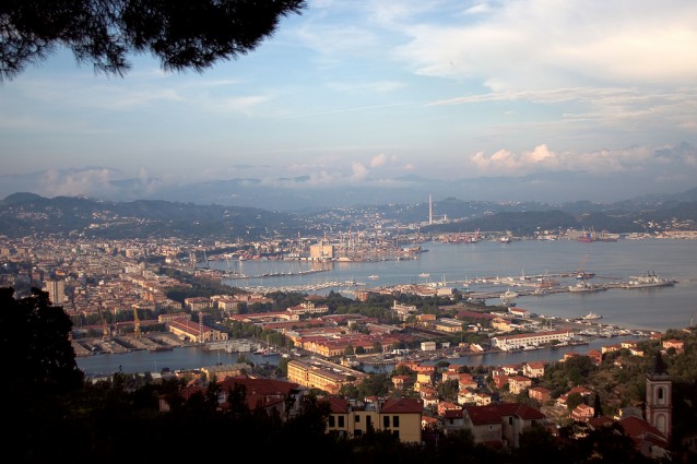 Liguria in auto: dalle Cinque Terre a Sanremo, lo splendore della Riviera.