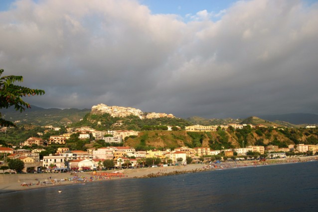 Spiagge della Calabria: vacanze sul mar Tirreno e sullo Ionio.
