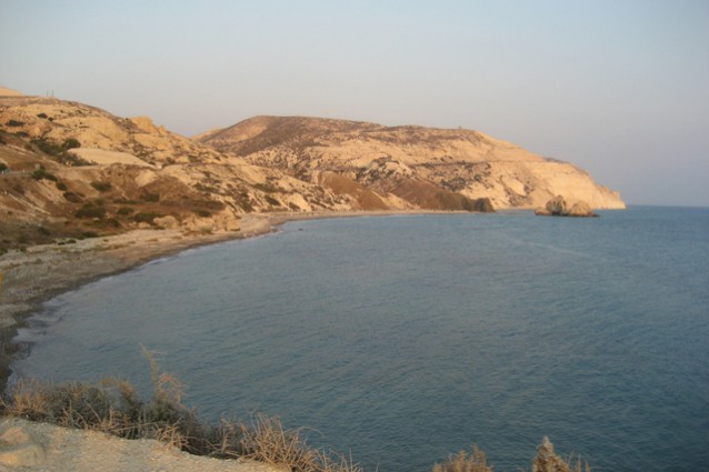 Cipro, divertimenti e sole sull'isola dalle mille spiagge.