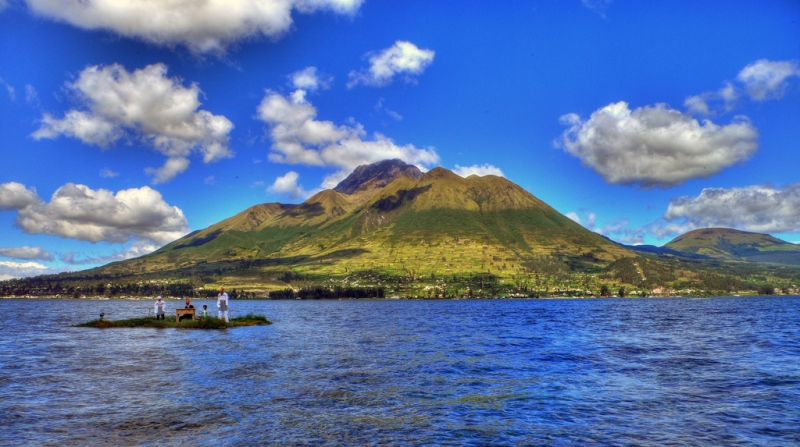Aprile: Ecuador