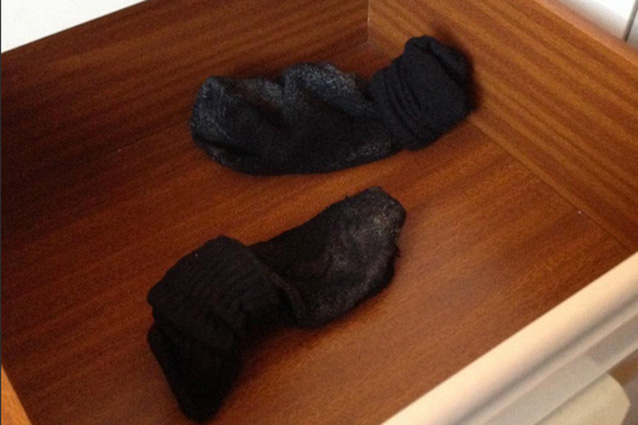 Recensiscono negativamente l'albergo: la dirigenza trattiene 125 euro.