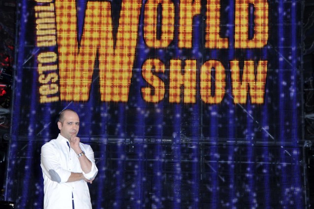 Resto Umile World Show di Zalone vs I migliori anni stasera in tv.