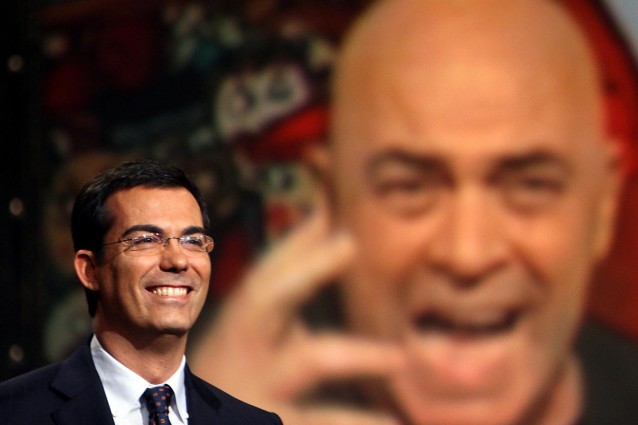 Maurizio Crozza parla dello scandalo che ha investito la Lega Nord (VIDEO).