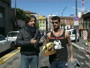 Il tapiro a Corona per il tradimento di Belen.