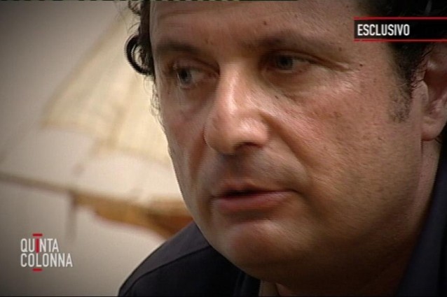 Francesco Schettino chiede scusa, si commuove ma non convince su Domnica.