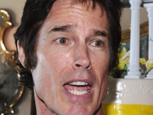 Ron Moss rassicura i fan:
